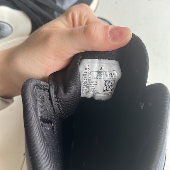 grey, black, and white air jordan’s - Picture 11 of 11